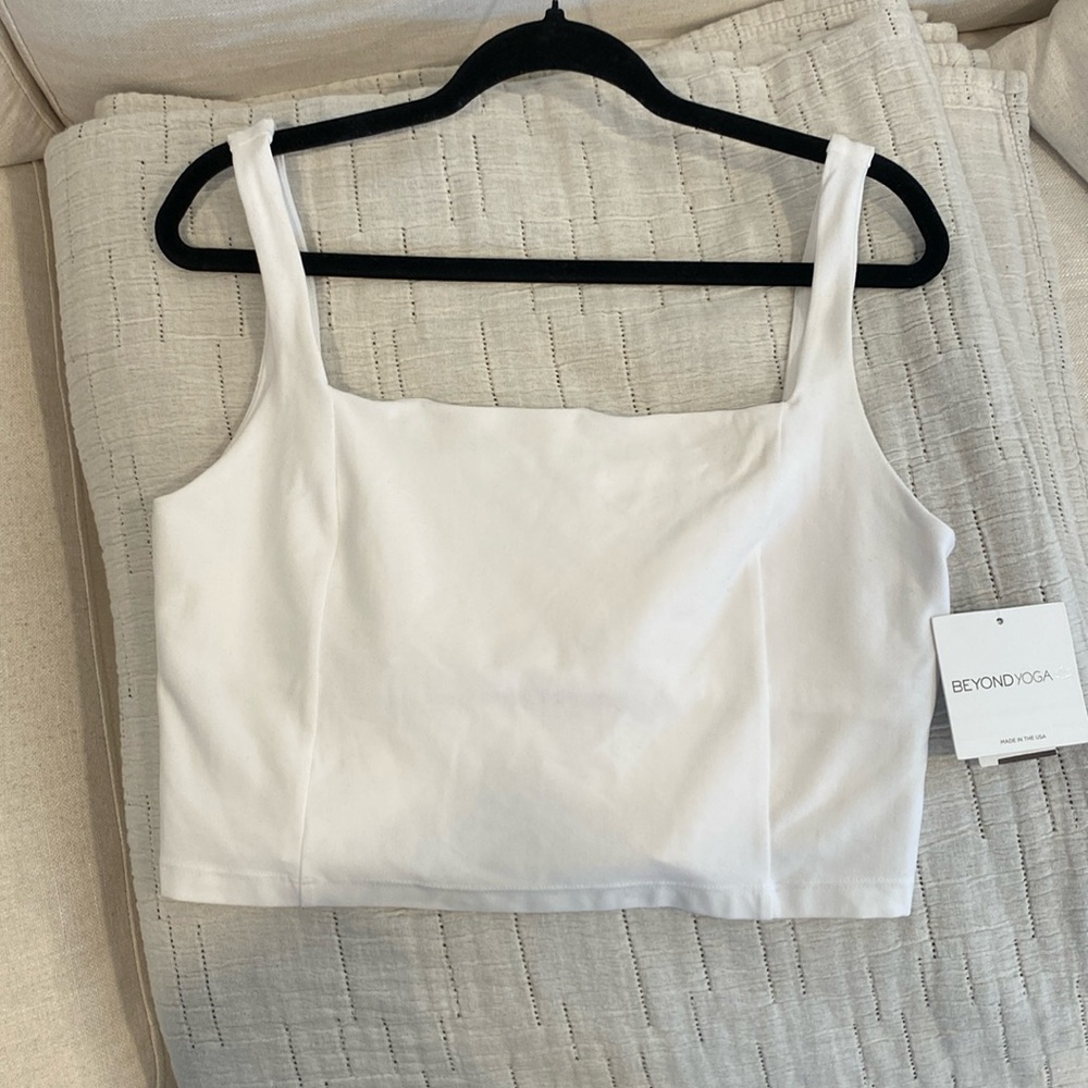 NWT Beyond Yoga Impress Longline bra / tank - XL